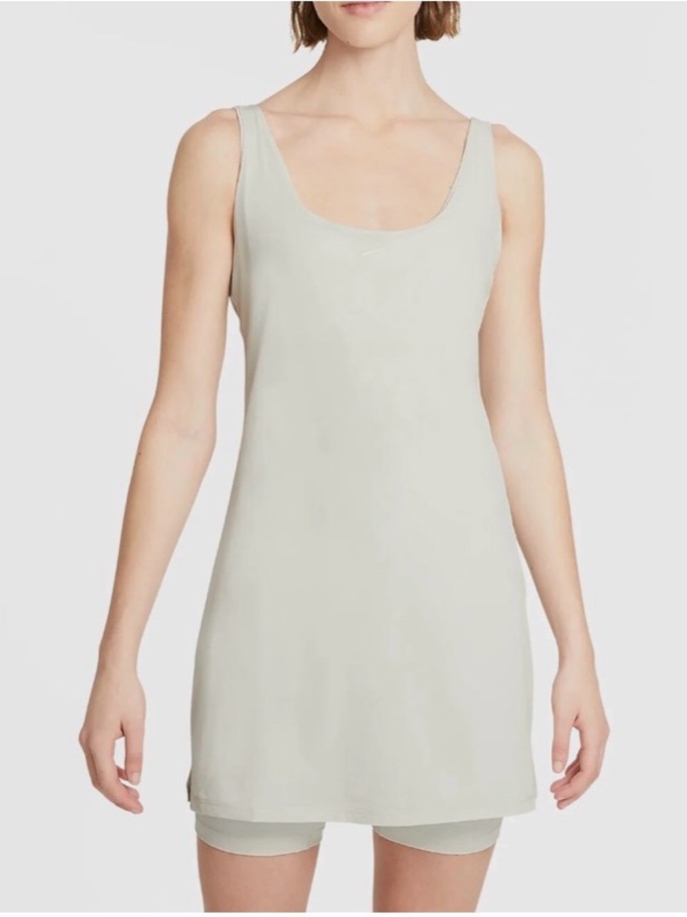 Nike Bliss Luxe Women's Slim Fit Training Tennis Dress Bone Size Medium